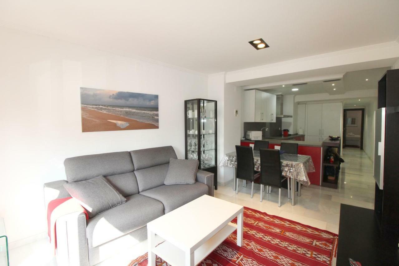 Precioso Apartamento Al Lado De Las Torres De Serrano Valencia Exterior photo